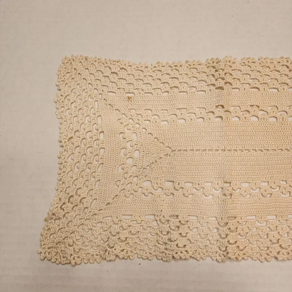 Rectangular handmade crocheted doilie 15.75 in x 9 in